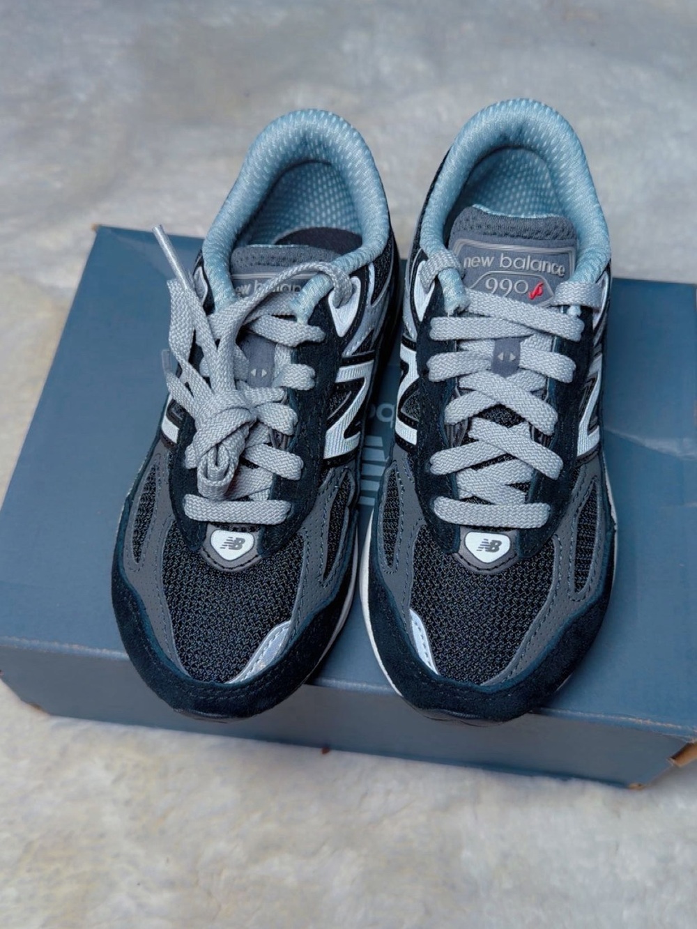 New Balance Black and Light Gray 990v4 Athletic Sneakers